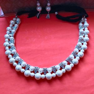 White Pearl Necklace Set With Earrings For Girls