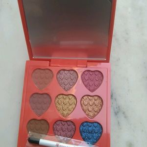 Myglamm Xoxo Eyeshadow Palette