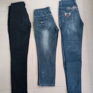 Combo Of 2 Jeans & 1 Capri (Women)