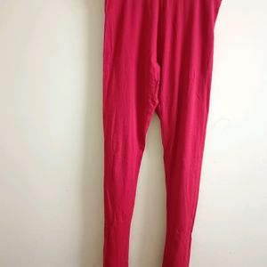 Avaasa Red Leggings