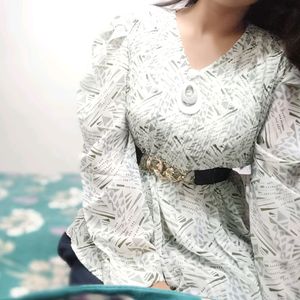 Lovable Georgette Kurti Top🌷