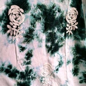 Chikankari Tye And Dye