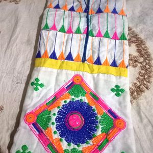 Embroidered Women Kurti