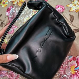 MAC ORIGINAL VANITY POUCH