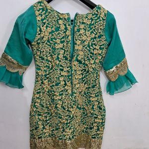 SHORT KURTI WITH GARRARA