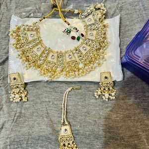 Heavy Necklace With Earrings And Maangtikka