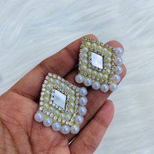 Handmade earrings(New,Not Used)