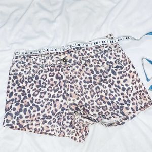 Cheetah Print Hot pants