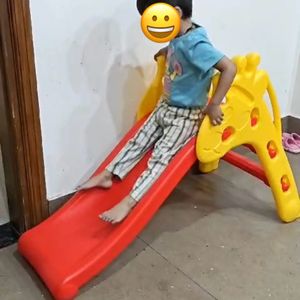 Giraffe Slide - Red& Yellow