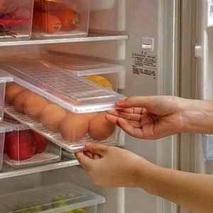 Plastic Container Food/ Refrigerator.