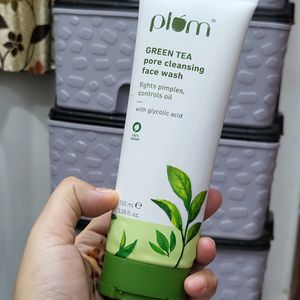 Plum Green Tea Pore Cleansing Face Wash