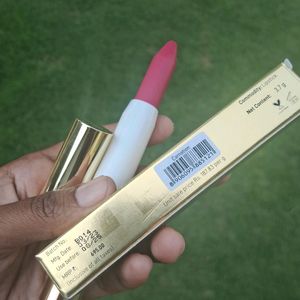 Myglamm Perfect Curves Crayon Lipstick