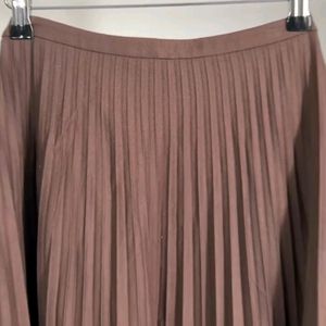 Brown Pleated Skirt