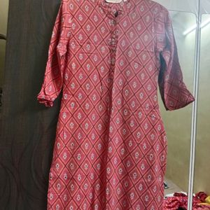 2 Kurtas Urgent Sale Only 250