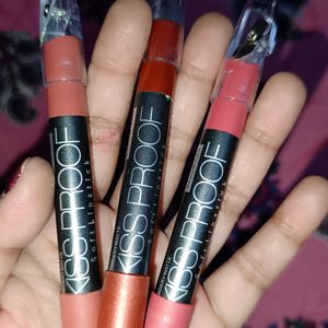 3 Pcs Supermatte Lipstick+ Freebie😍❤