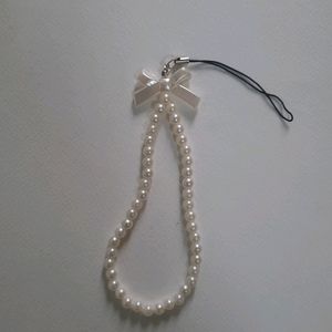 Pearl Bow Phone Charm