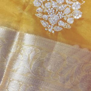 😍Price Drop! Organza Saree With Zari Work Sale 😍