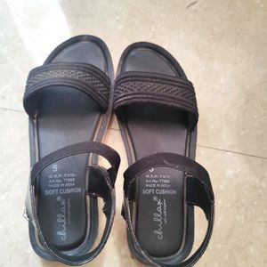 Black Flat Sandals