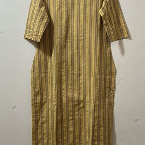 Yellow Straight Thread Strips Kurtha