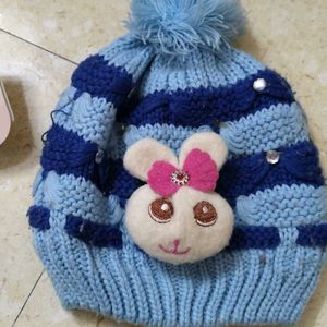 Kids Woolen Topi And Socks