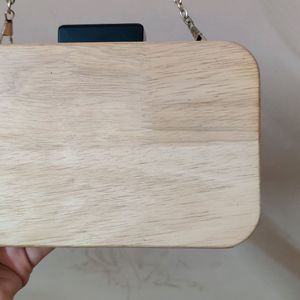 🆕 Authentic Parfois Wooden Sling Bag