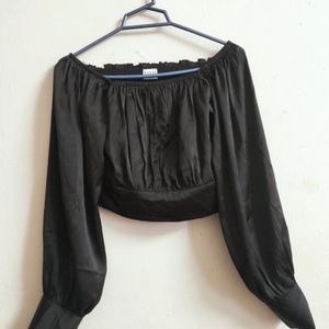 Balloon Sleeve Black Crop Top