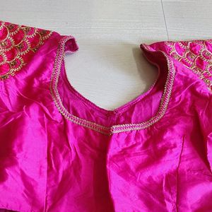 Full Stitched Blouse With 3/4th Hands