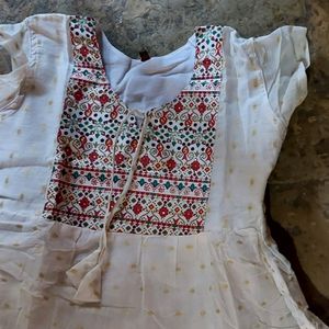 White Beautiful ethnic Gown