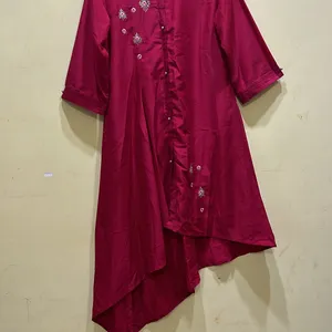 Neerus Magenta High Low Kurta Size XL