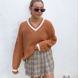 Knit Sweater With Edge Detailing