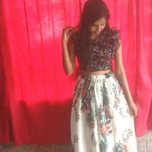 Crop Top With Long Skirt