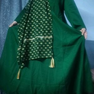 Long anarkali kurti with churidar sleeves and prin