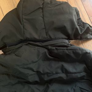 Brand new mens jacket dark green(NO ZIP)