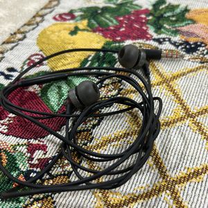 Black Earphones