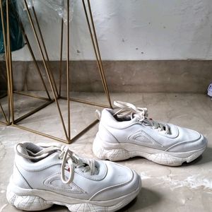 WHITE CASUAL SHOES - GOOD CONDITION