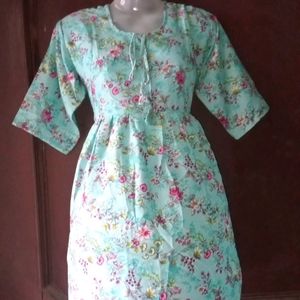 Girls Stylish Short Kurti