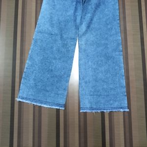 W-49 Size-30 Straight Women Denim Jeans