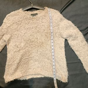 Korean Brand Round Nack Woolen Top