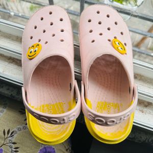 Croos Shoe