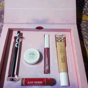 Just Herbs Makeup Kit