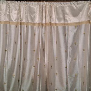 2pic Curtain