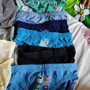 Good Condition Clothes For Donation