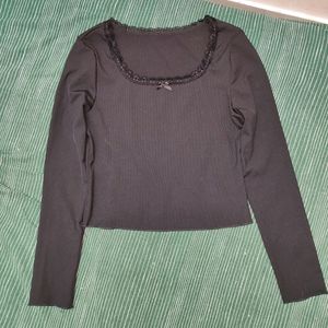 Black Ribbed Top With Lace Neck