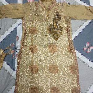 Women Golden Kurta Set With Dupatta