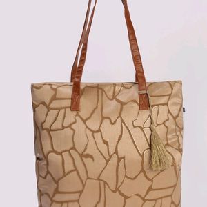 New Avaasa Tote Bag