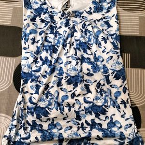 Trending Blue White Top For Women