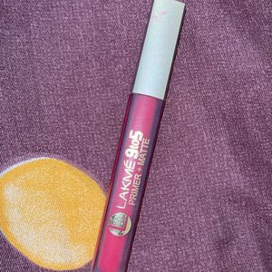 Lakme 9-5 Primer Matte Liquid Lipstick