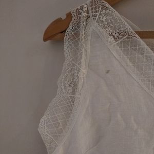 Beautiful Linen Top With Nice Lace Detailing