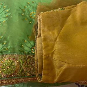 Green And Beige Zari/ Stone Pattern Saree