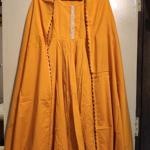 Bunai Mustard Yellow Kurta Set